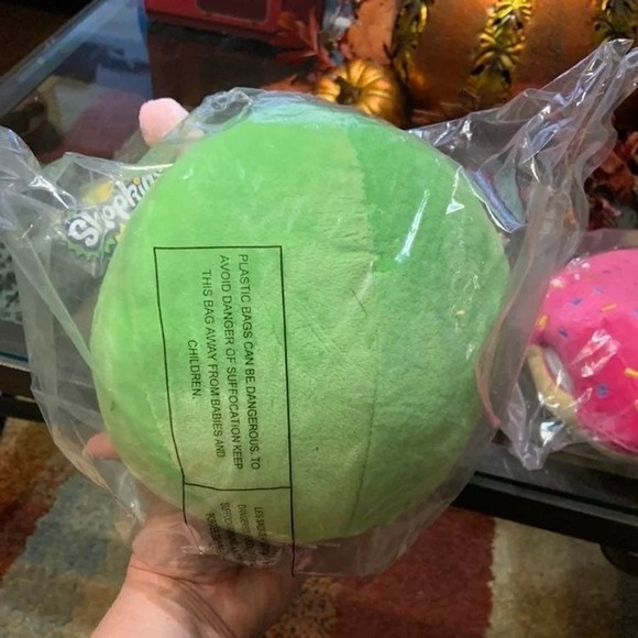 SHOPKINS Apple Blossom Plush Piggy  Bank - NWT - Picture 4 of 6